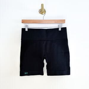 SET Sculptflex Pull On Lightweight High Rise Activewear Shorts Black XL
